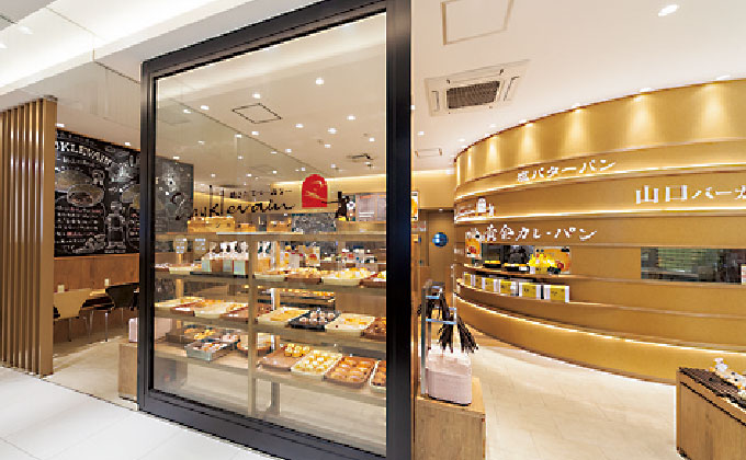 焼きたてベーカリーシュクルヴァン新山口駅店01