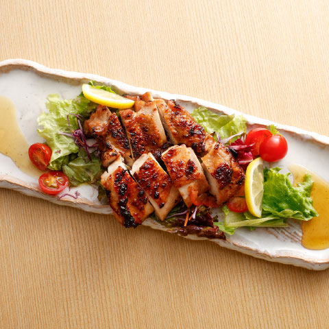 炭火串焼き やきとん 政之助/夏みかん香る長州鶏 炭火焼きチキンステーキ