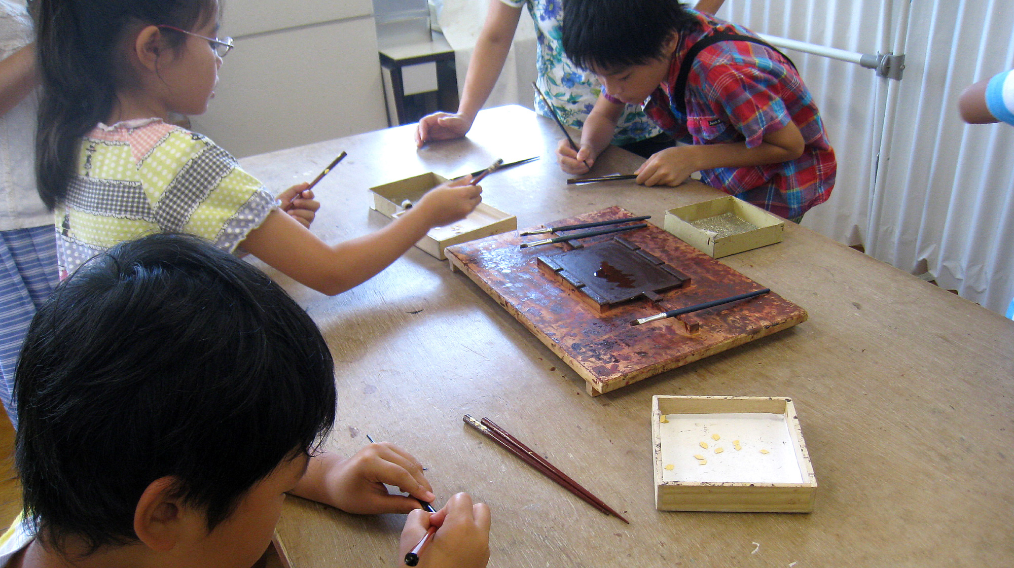 Ouchi-style Lacquered chopsticks-making experience